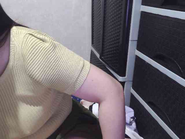 Cassiee webcam