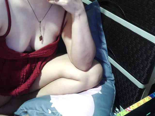 Kazzandra webcam