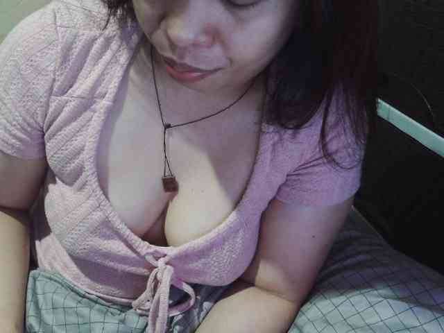 Cassiee webcam