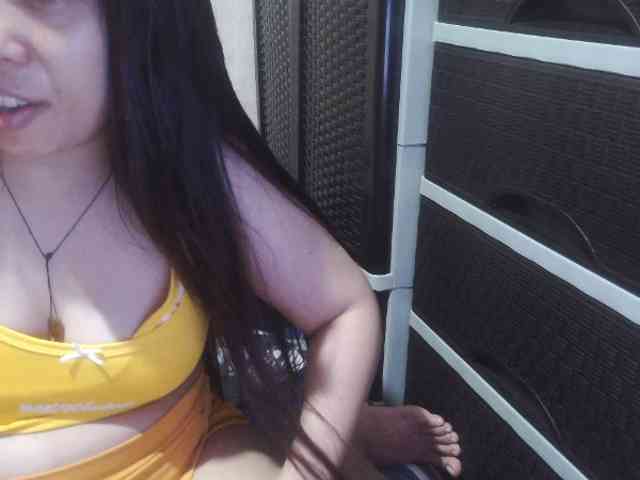 Cassiee webcam
