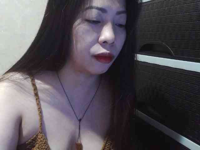 Cassiee webcam