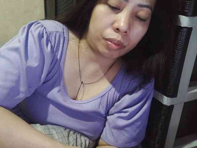 Cassiee webcam