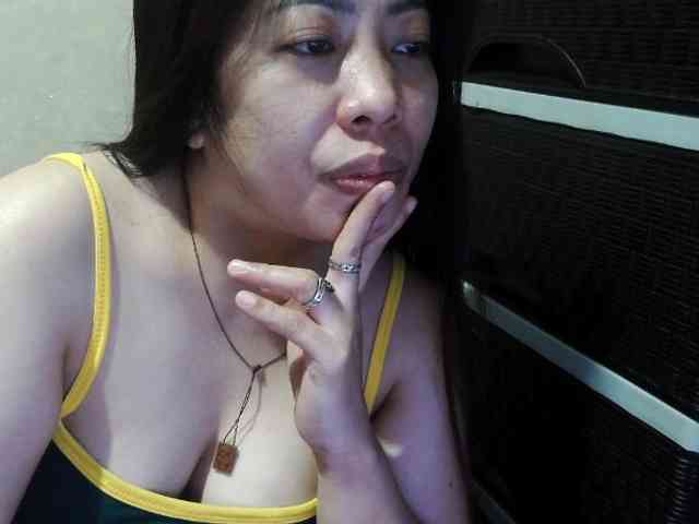 Cassiee webcam
