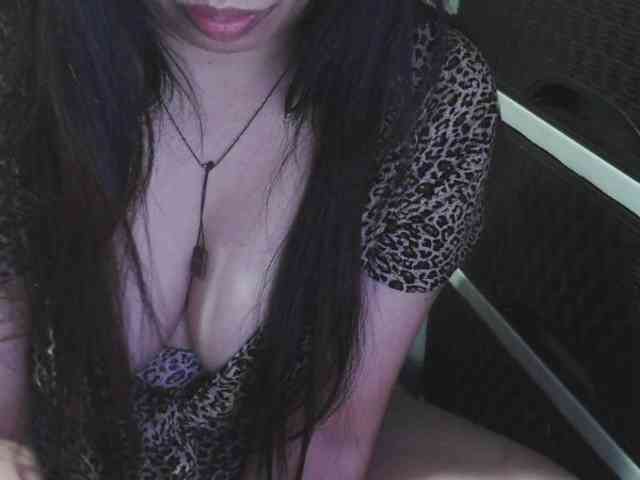 Cassiee webcam