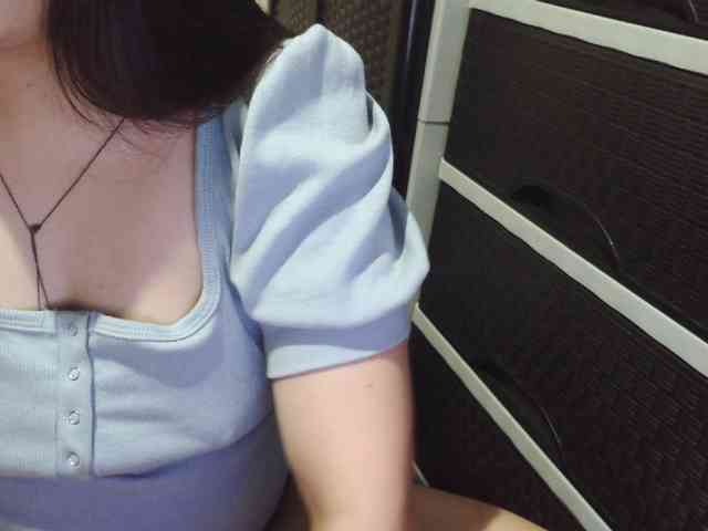 Cassiee webcam