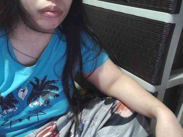 Cassiee webcam