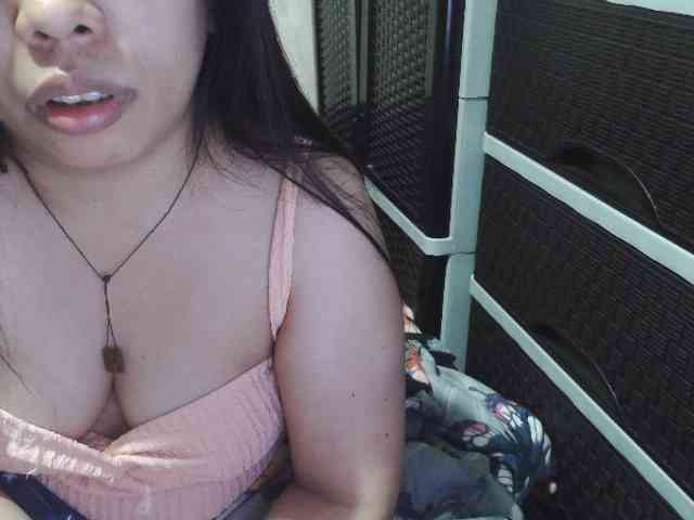 Cassiee webcam