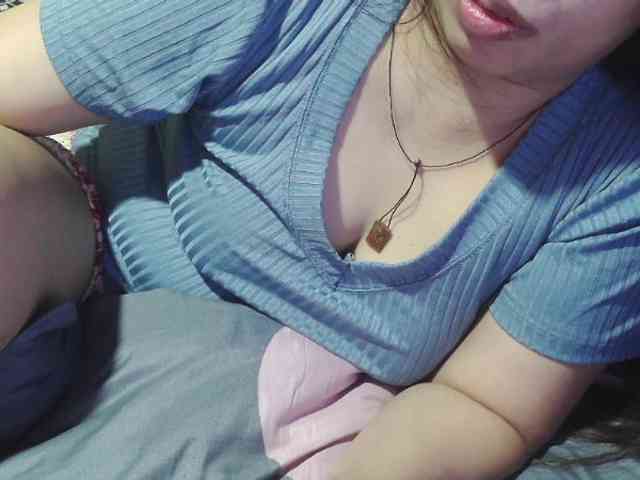Kazzandra webcam