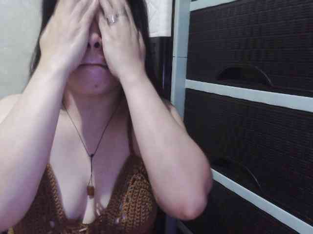 Cassiee webcam