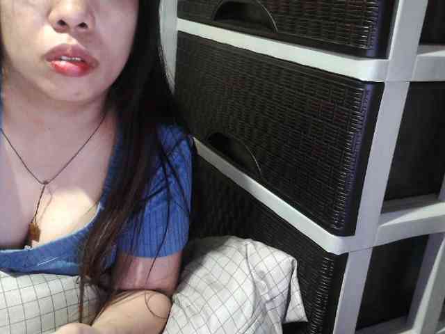 Cassiee webcam