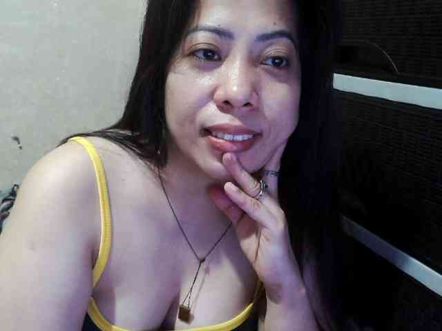 Cassiee webcam