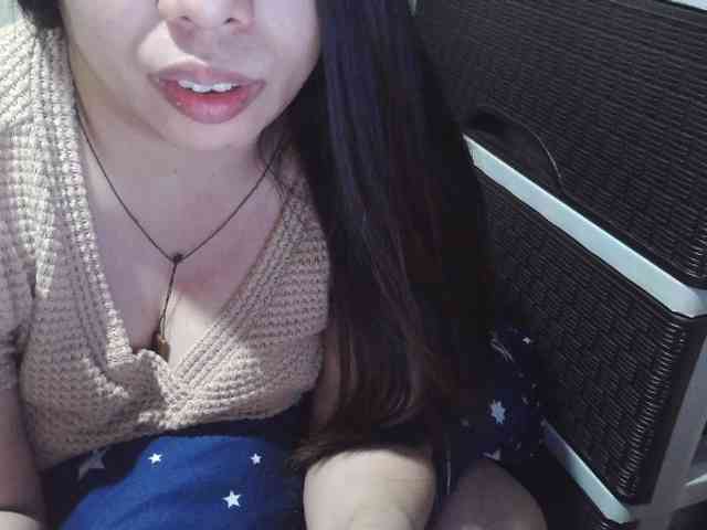 Cassiee webcam