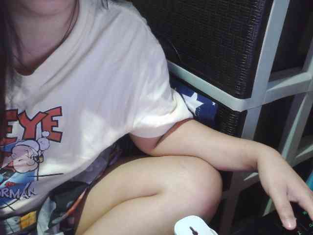 Cassiee webcam