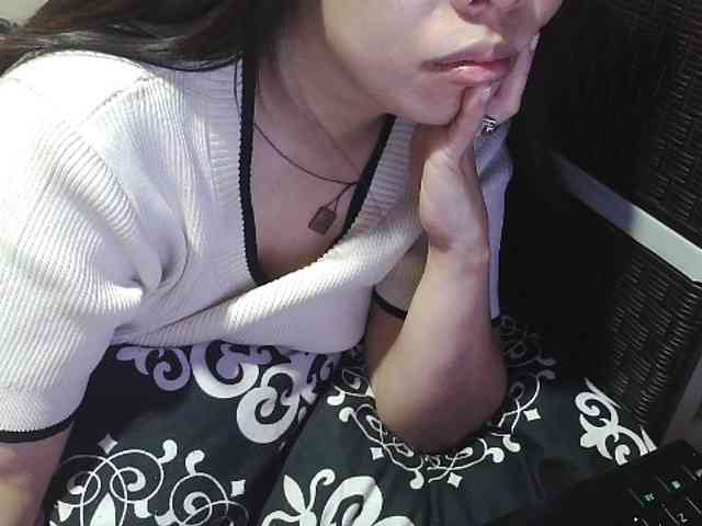 Cassiee webcam