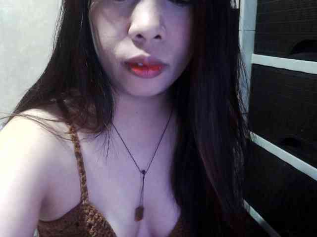 Cassiee webcam