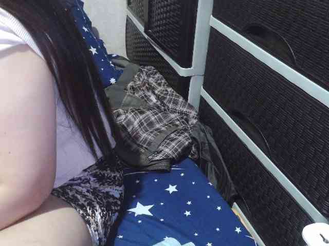 Cassiee webcam