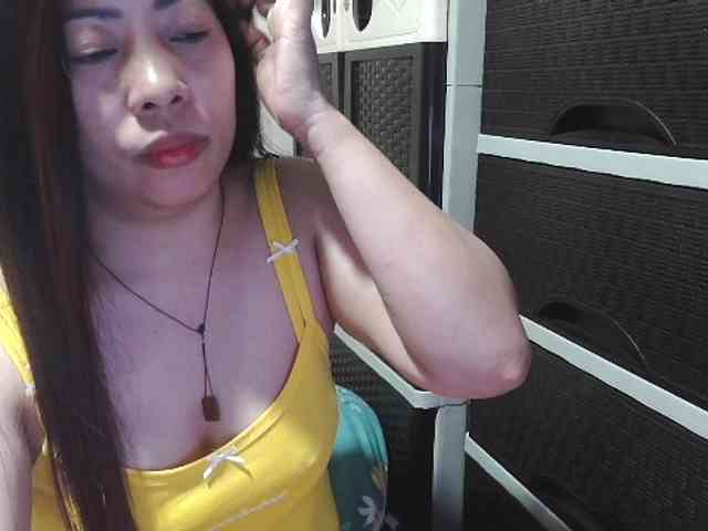 Kazzandra webcam