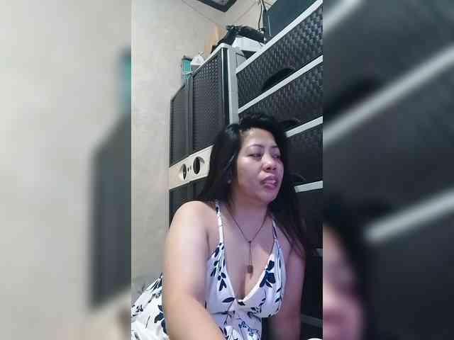 Cassiee webcam