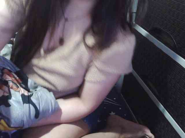Cassiee webcam