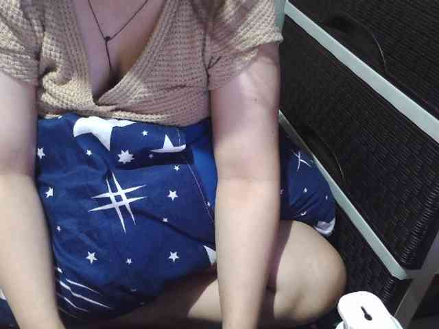 Cassiee webcam