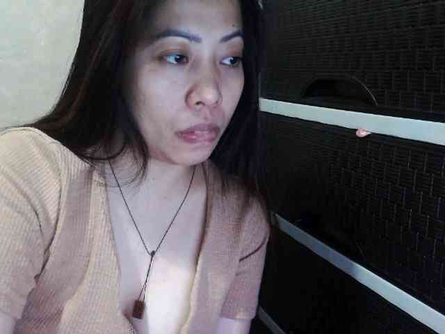 Cassiee webcam