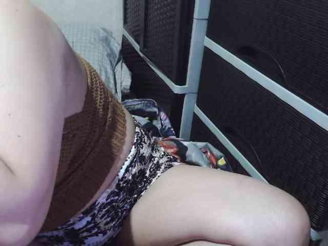 Cassiee webcam