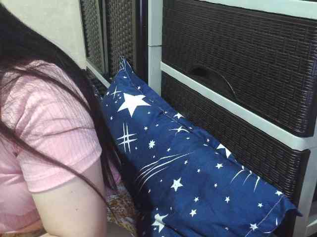 Cassiee webcam