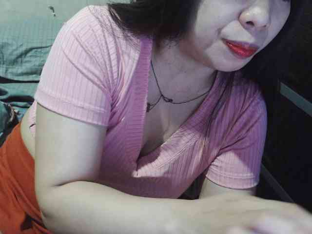Cassiee webcam