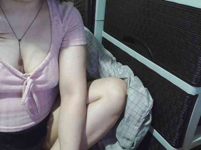 Cassiee webcam