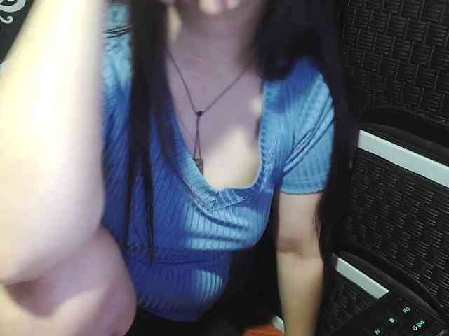 Cassiee webcam