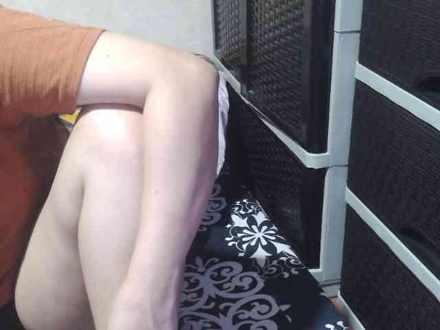 Cassiee webcam