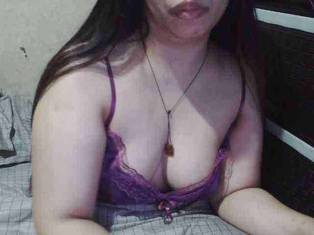 Cassiee webcam