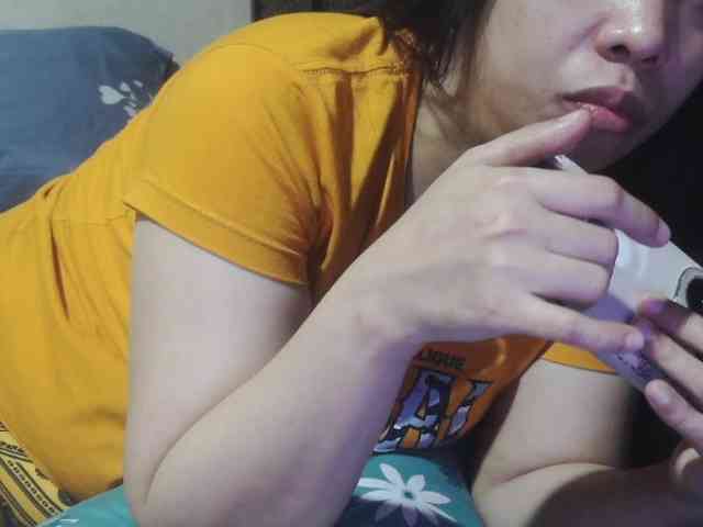Cassiee webcam