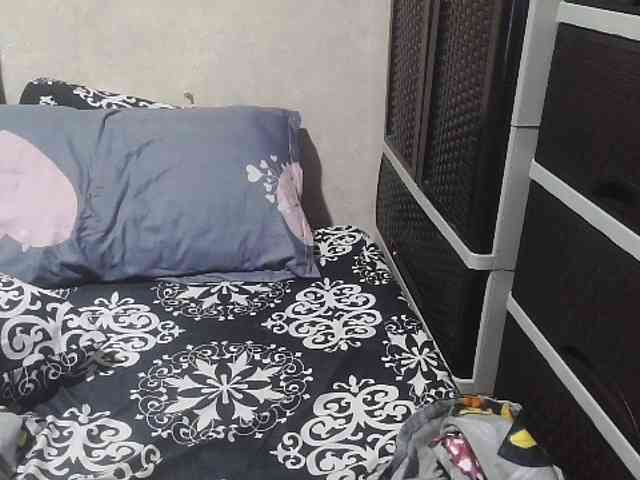 Cassiee webcam