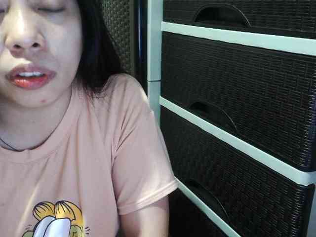 Cassiee webcam