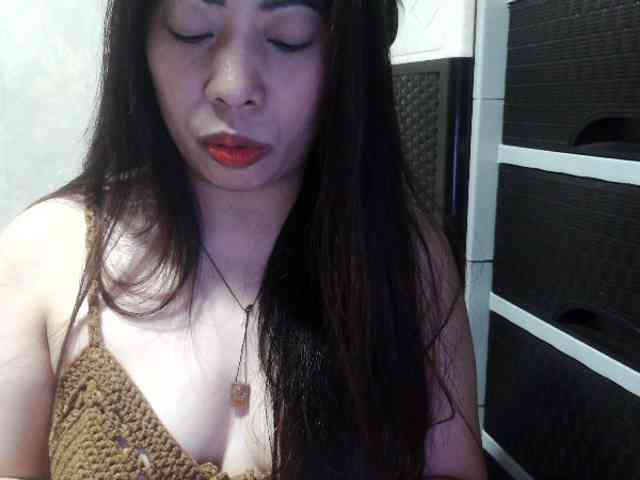 Cassiee webcam