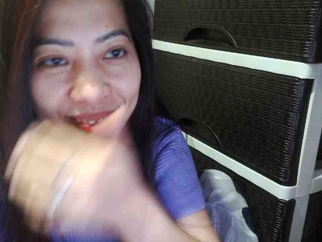 Cassiee webcam