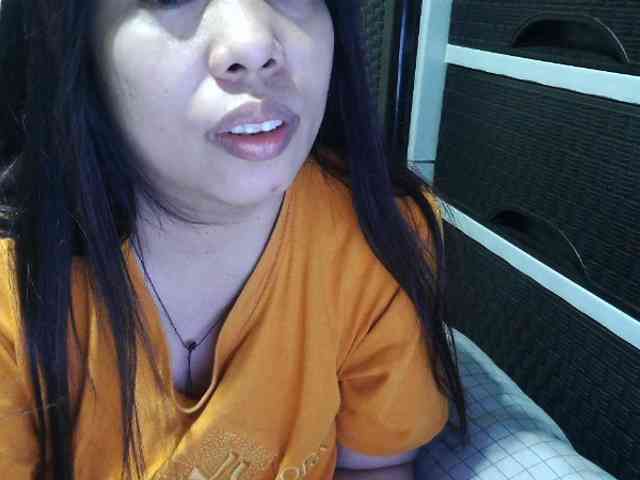 Cassiee webcam