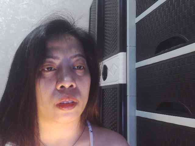 Cassiee webcam