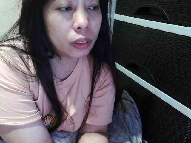 Cassiee webcam