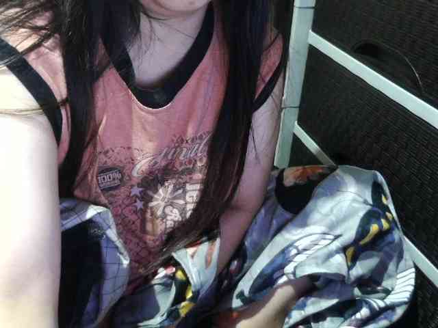 Cassiee webcam