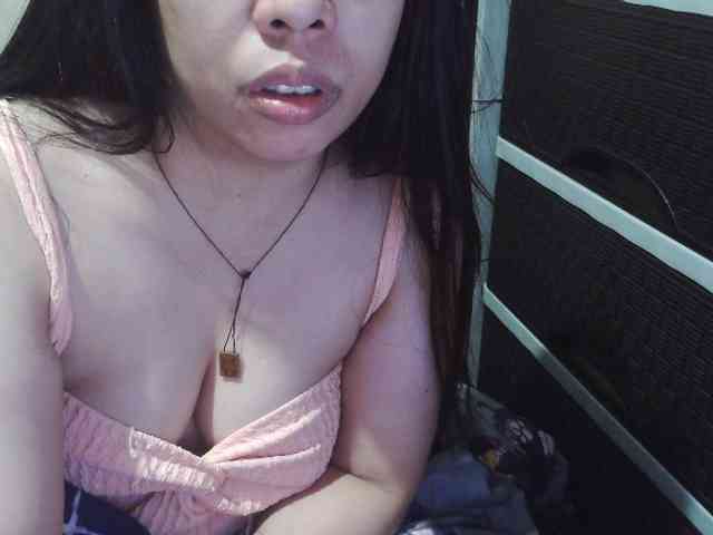 Cassiee webcam