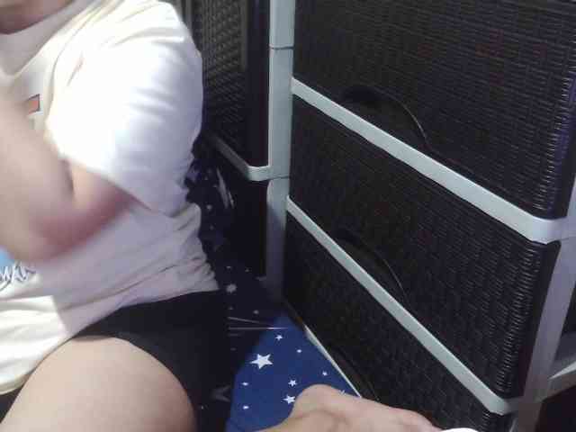 Cassiee webcam
