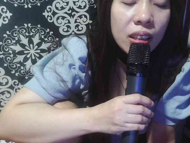 Cassiee webcam