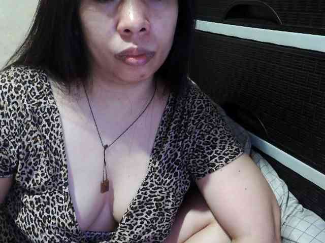 Cassiee webcam