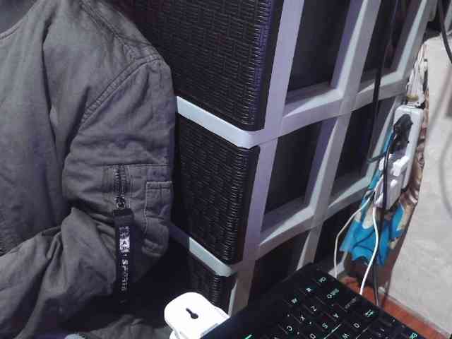 Cassiee webcam