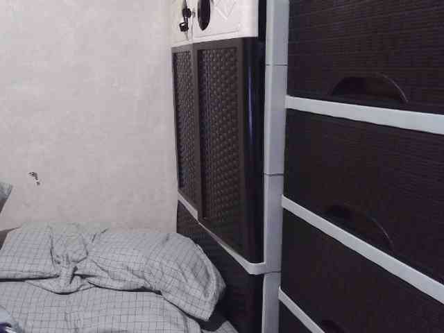Cassiee webcam