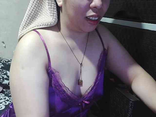 Kazzandra webcam