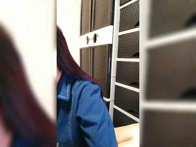 Cassiee webcam
