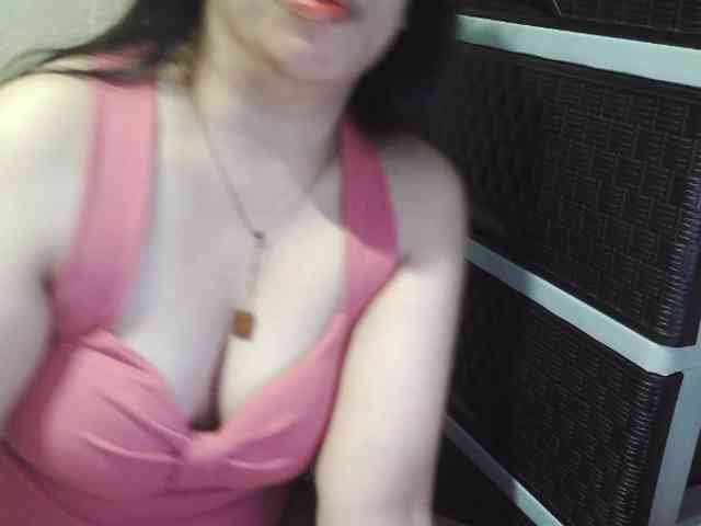 Cassiee webcam